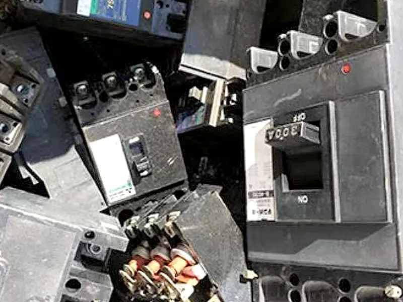 雑品系｜ブレーカー